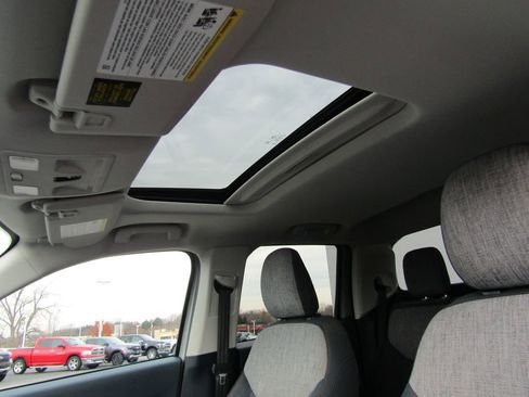 Used 2022 Ford Maverick XLT w/ Equipment Group 300A Standard image 13