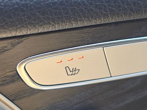 Certified 2018 Mercedes-Benz GLC 300 4MATIC image 10