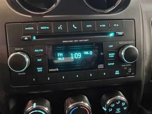 Used 2017 Jeep Patriot Sport w/ Power Value Group image 22