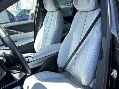 Certified 2024 Cadillac Lyriq Sport AWD/4WD image 3