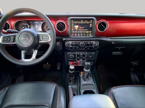 Used 2023 Jeep Gladiator Rubicon w/ Trailer Tow Package AWD/4WD image 16