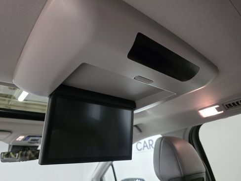 Used 2022 Toyota Sienna Limited AWD/4WD image 45