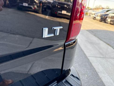 Certified 2023 Chevrolet Silverado 1500 LT AWD/4WD image 35