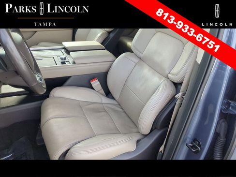 Used 2023 Lincoln Navigator Reserve AWD/4WD image 19
