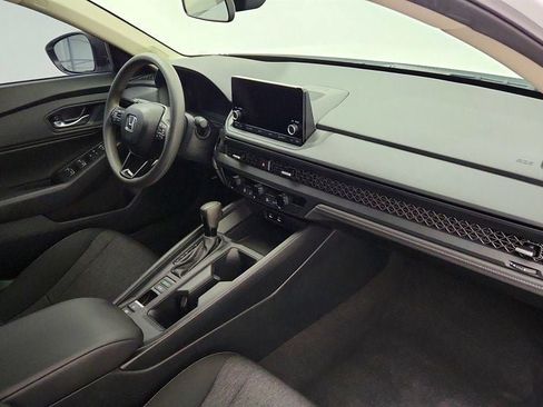 Used 2024 Honda Accord EX image 25