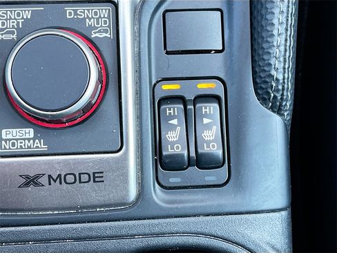 Used 2022 Subaru Forester Limited image 21