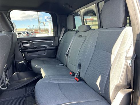 Used 2022 RAM 2500 Big Horn w/ Level C Equiment Group image 23