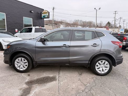 Used 2020 Nissan Rogue Sport S FWD image 7