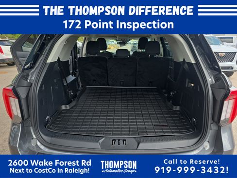 Used 2025 Ford Explorer Active RWD image 12