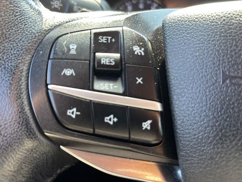 Used 2020 Ford Explorer Limited w/ Class III Trailer Tow Package AWD/4WD image 28