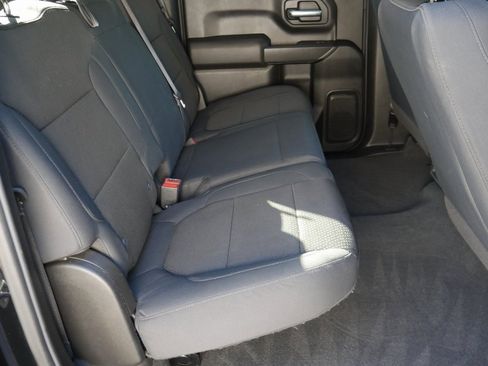 Used 2020 Chevrolet Silverado 1500 Custom w/ Custom Value Package image 21