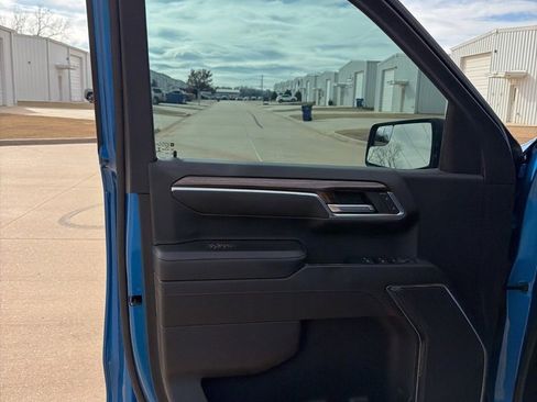 Used 2022 Chevrolet Silverado 1500 LT Trail Boss image 21