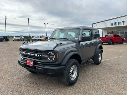 New 2025 Ford Bronco 2-Door AWD/4WD image 3