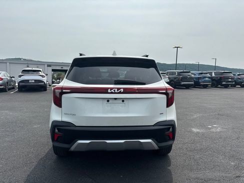 Certified 2024 Kia Seltos S AWD/4WD image 4