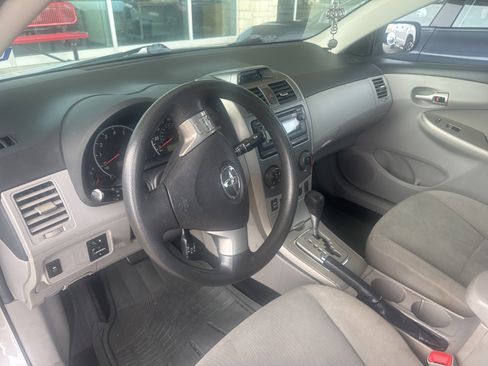 Used 2012 Toyota Corolla LE image 6