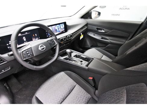 New 2026 Nissan Sentra SV w/ SV Convenience Package FWD image 12