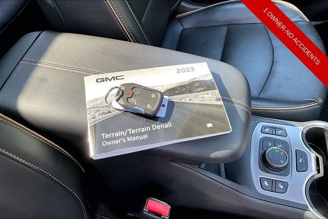 Used 2023 GMC Terrain AT4 w/ Infotainment Package II AWD/4WD image 10