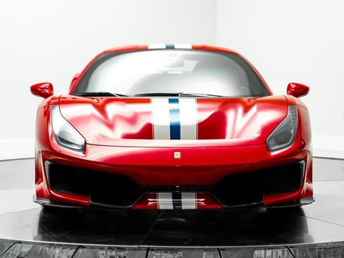 Used 2020 Ferrari 488 Pista Coupe RWD image 2