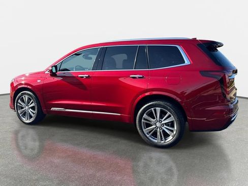 Certified 2023 Cadillac XT6 Premium Luxury w/ Technology Package AWD/4WD image 3