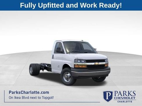 New 2025 Chevrolet Express 4500 w/ Power Convenience Package image 1