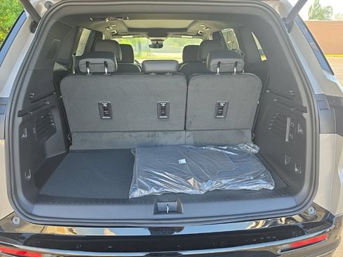 New 2026 Buick Enclave Sport Touring w/ Power Package FWD image 10