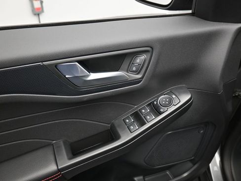 New 2025 Ford Escape ST-Line w/ Equipment Group 301A image 10