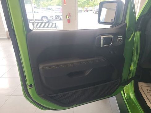 New 2025 Jeep Wrangler Unlimited Rubicon 392 image 10