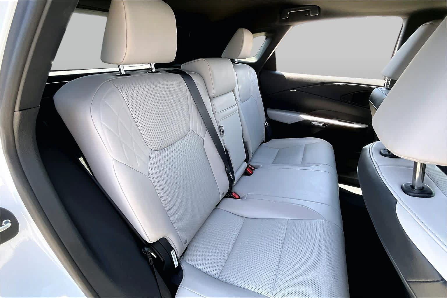 Used 2025 Lexus RX 350 F Sport w/ Convenience Package AWD/4WD image 20