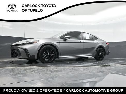 Used 2025 Toyota Camry SE w/ Convenience Package FWD image 42
