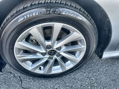 Used 2024 Toyota Camry LE w/ Convenience Package image 19