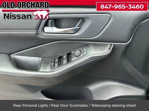 Used 2023 Nissan Rogue SV w/ SV Premium B Package image 10