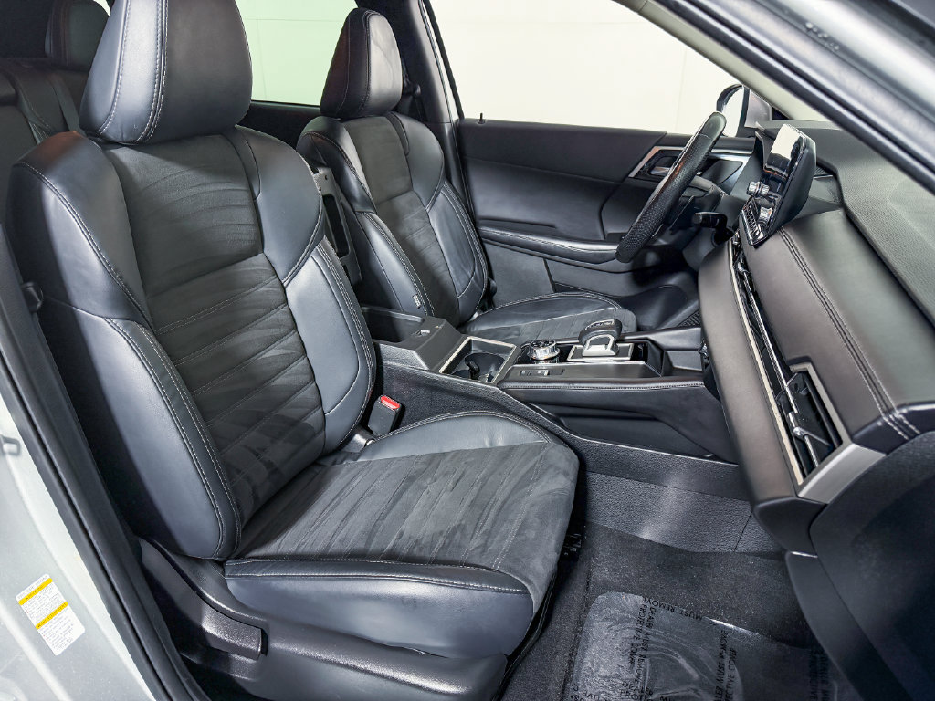 Used 2022 Mitsubishi Outlander SE AWD/4WD image 14
