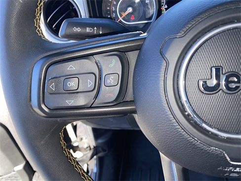 Used 2024 Jeep Gladiator Sport image 37