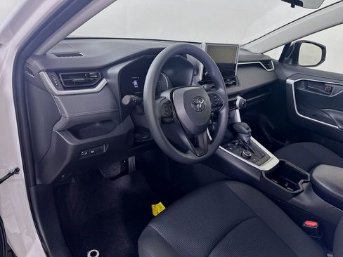 Certified 2025 Toyota RAV4 LE image 9