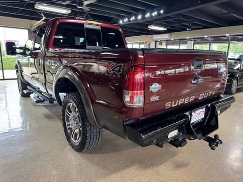 Used 2016 Ford F250 King Ranch w/ FX4 Off-Road Package AWD/4WD image 5