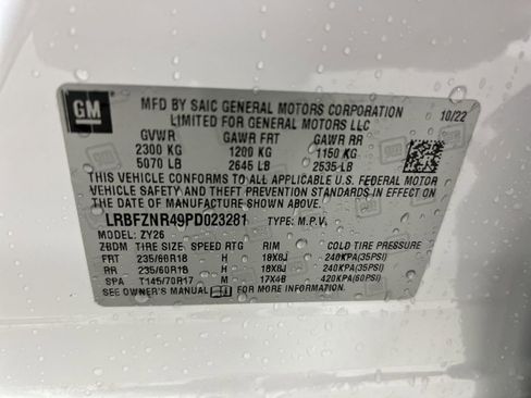 Used 2023 Buick Envision Essence FWD image 27