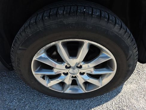 Used 2014 Jeep Cherokee Limited w/ Technology Group AWD/4WD image 28