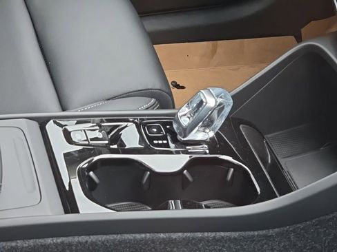 New 2026 Volvo XC40 B5 Plus w/ Protection Package Premier image 8