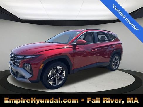 Certified 2025 Hyundai Tucson SEL AWD/4WD image 1