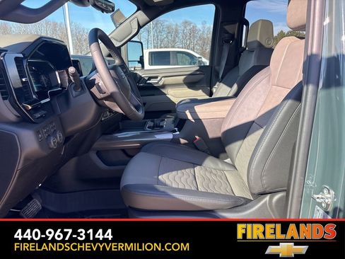 Certified 2026 Chevrolet Silverado 2500 ZR2 image 13