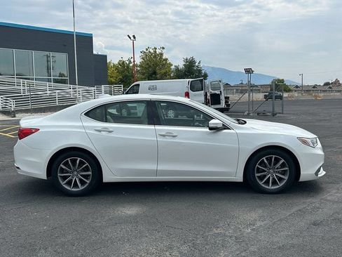 Used 2019 Acura TLX w/ Technology Package FWD image 2