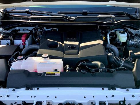 New 2026 Toyota Tundra SR5 AWD/4WD image 16