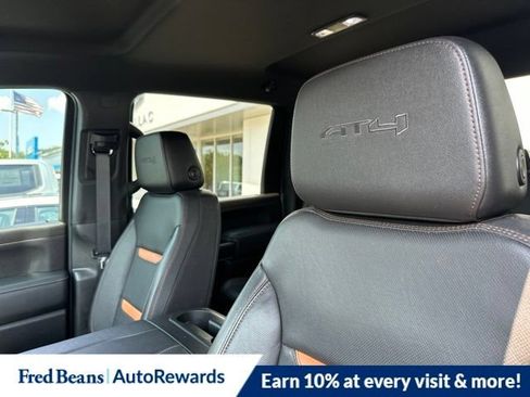 Used 2023 GMC Sierra 2500 AT4 AWD/4WD image 9
