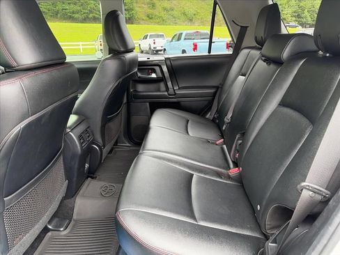Used 2021 Toyota 4Runner Venture w/ Moonroof Package AWD/4WD image 29