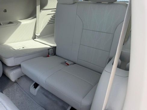 New 2026 Buick Enclave Avenir w/ Super Cruise Package image 8