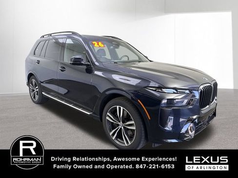 Used 2026 BMW X7 xDrive40i AWD/4WD image 3
