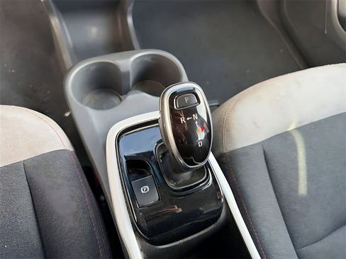 Used 2020 Chevrolet Bolt LT image 23