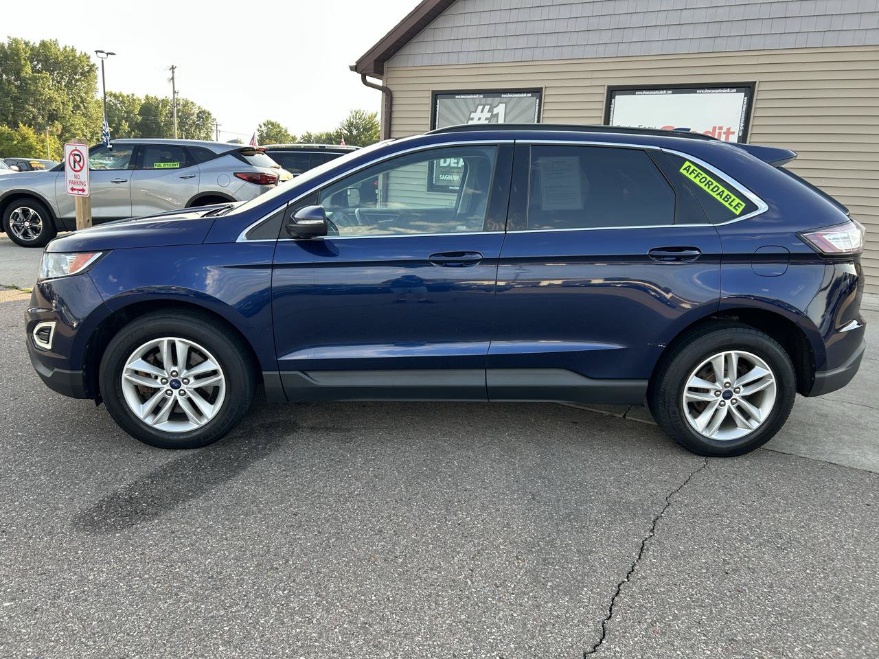 Used 2016 Ford Edge SEL w/ Class II Trailer Tow Package AWD/4WD image 8