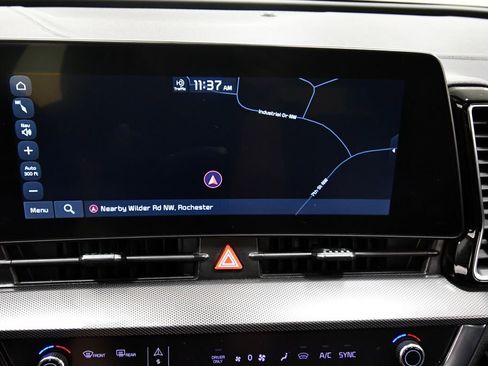 Certified 2023 Kia Sportage SX Prestige image 24