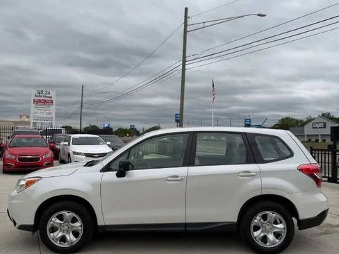 Used 2015 Subaru Forester 2.5i AWD/4WD image 3
